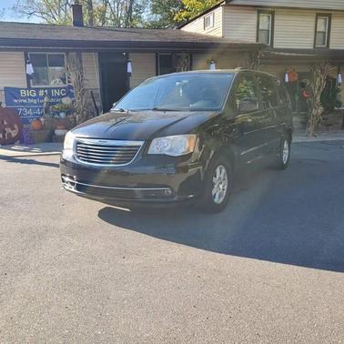 2011 Chrysler Town & Country Touring