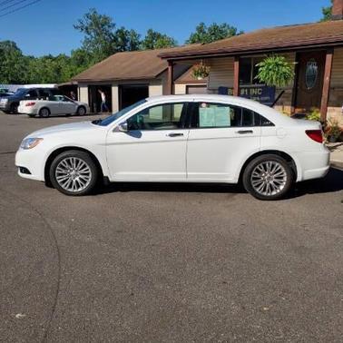 2012 Chrysler 200 Limited
