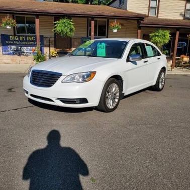 2012 Chrysler 200 Limited