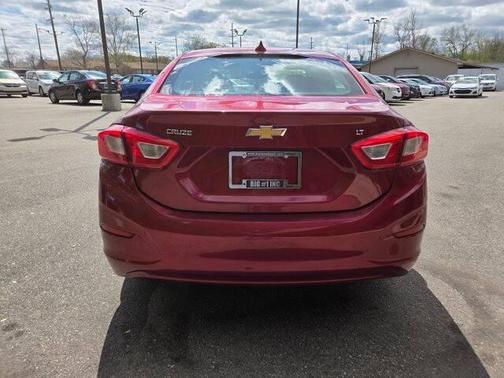 Cajun Red Tintcoat 2018 Chevrolet Cruze LT