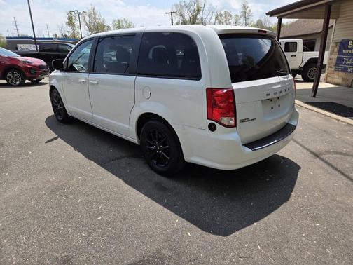 White Knuckle Clearcoat 2020 Dodge Grand Caravan GT