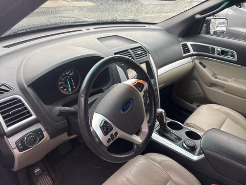 2012 Ford Explorer XLT