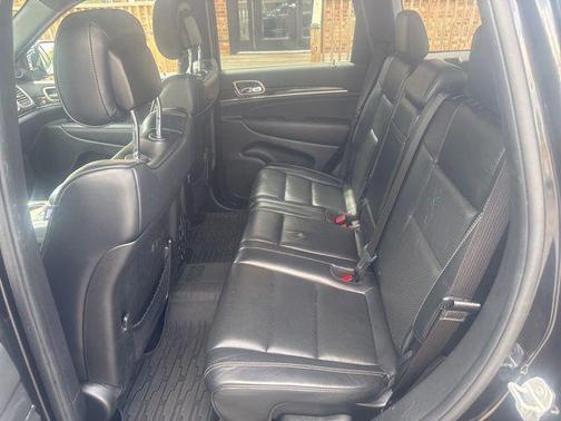 Brilliant Black Crystal Pearlcoat 2015 Jeep Grand Cherokee Overland