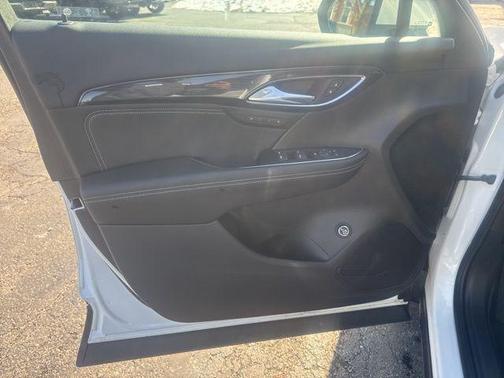 2023 Buick Envision Essence AWD