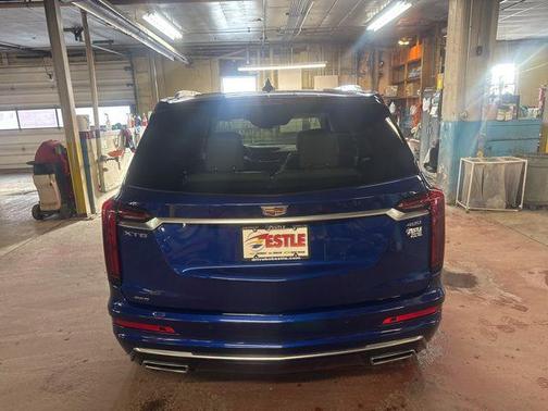 2023 Cadillac XT6 Premium Luxury AWD