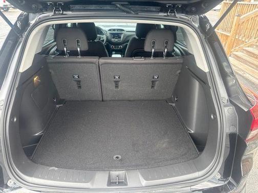 Mosaic Black Metallic 2023 Chevrolet Trailblazer LT