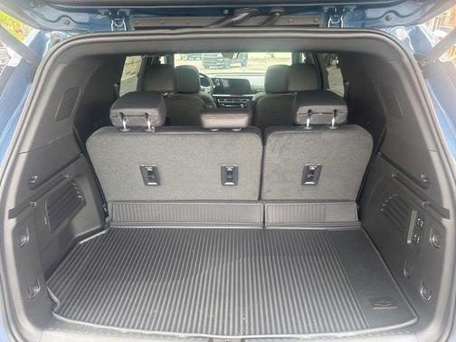 Lakeshore Blue Metallic 2026 Chevrolet Traverse RS
