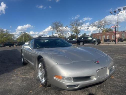 2004 Chevrolet Corvette Base