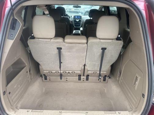 2012 Chrysler Town & Country Touring