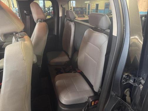 2016 Chevrolet Colorado WT