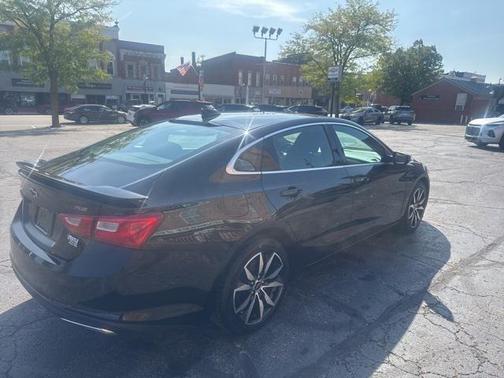 2021 Chevrolet Malibu FWD RS