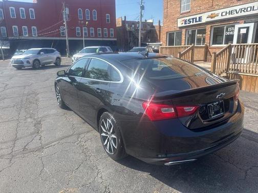 2021 Chevrolet Malibu FWD RS