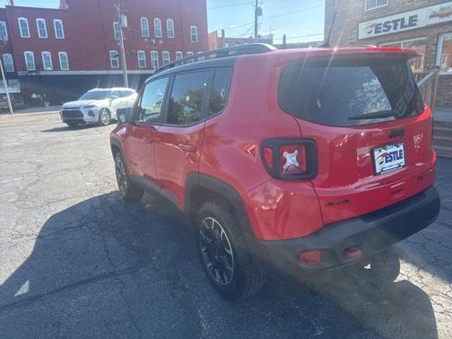2023 Jeep Renegade Trailhawk