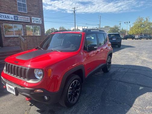 2023 Jeep Renegade Trailhawk