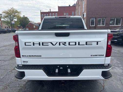 2024 Chevrolet Silverado 1500 Custom