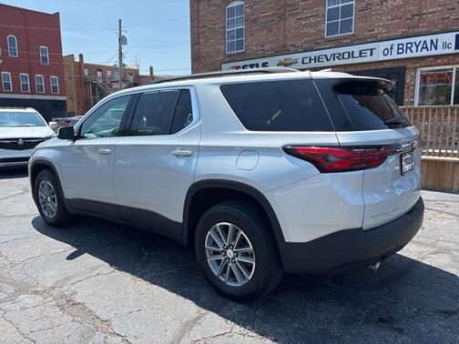 2022 Chevrolet Traverse LT Cloth