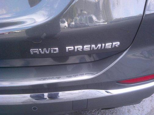 2020 Chevrolet Equinox Premier w/2LZ