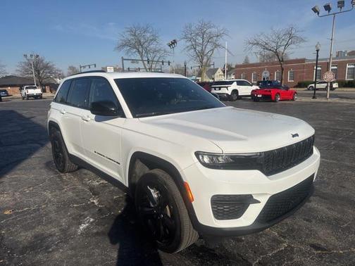 2023 Jeep Grand Cherokee Altitude