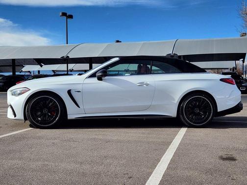 MANUFAKTUR Moonlight White Metallic 2026 Mercedes-Benz AMG CLE 53 Base