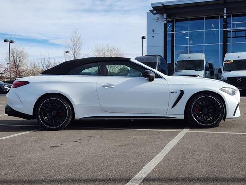 MANUFAKTUR Moonlight White Metallic 2026 Mercedes-Benz AMG CLE 53 Base
