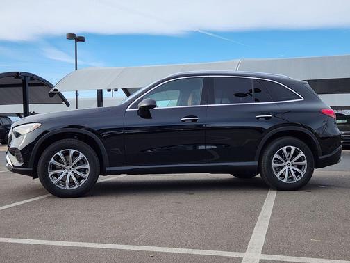 2025 Mercedes-Benz GLC 300 Base 4MATIC