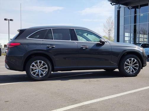 2025 Mercedes-Benz GLC 300 4MATIC