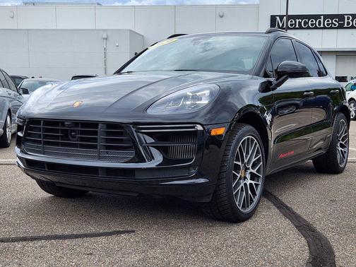 2020 Porsche Macan Turbo