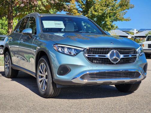 2026 Mercedes-Benz GLC 300 4MATIC