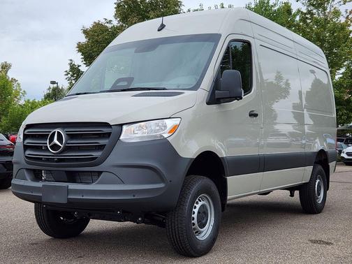 2025 Mercedes-Benz Sprinter 2500 Standard Roof