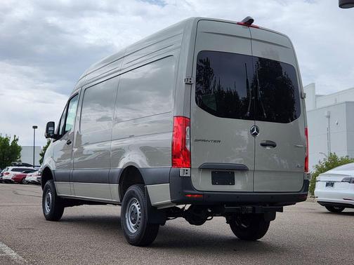 2025 Mercedes-Benz Sprinter 2500 Standard Roof