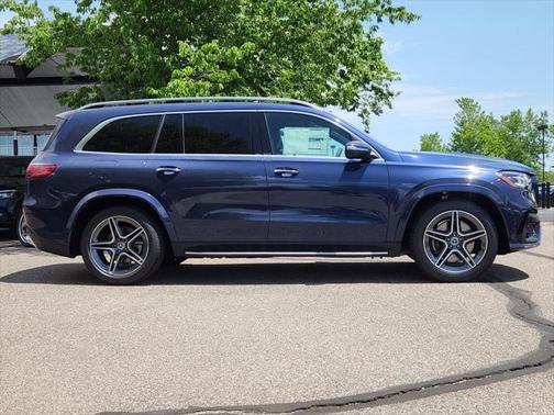 2025 Mercedes-Benz GLS 450 4MATIC