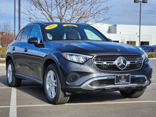 2025 Mercedes-Benz GLC 300 4MATIC