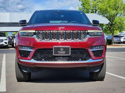 2022 Jeep Grand Cherokee Summit
