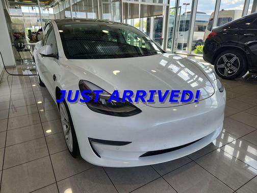 2022 Tesla Model 3 Long Range