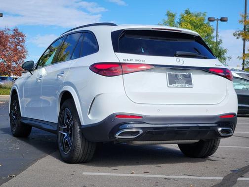 2025 Mercedes-Benz GLC 300 4MATIC