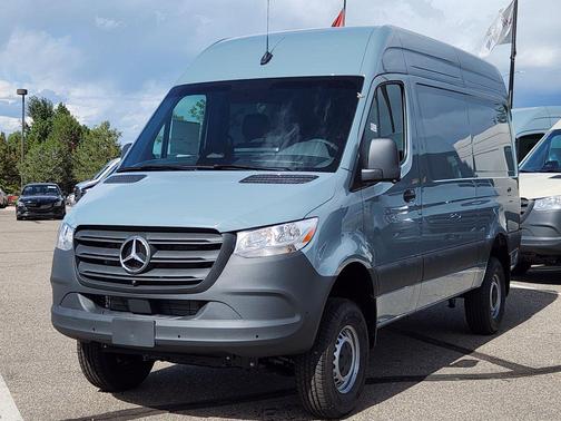 2025 Mercedes-Benz Sprinter 2500 Standard Roof