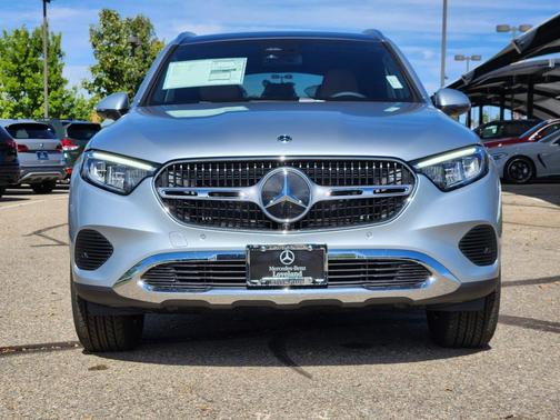 Cirrus Silver Metallic 2027 Mercedes-Benz GLC 300 4MATIC