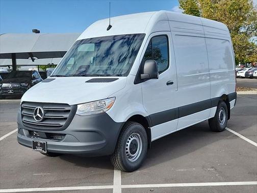 2025 Mercedes-Benz Sprinter 2500 Standard Roof