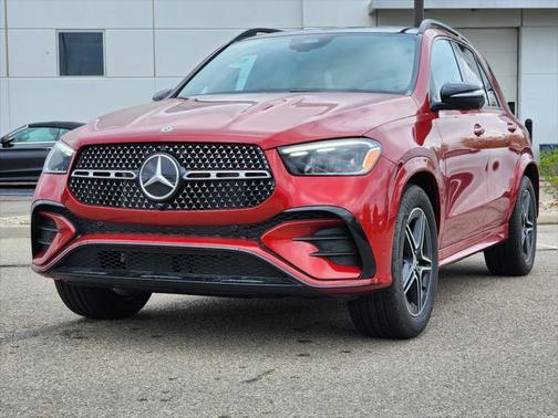 2025 Mercedes-Benz GLE 450e 4MATIC