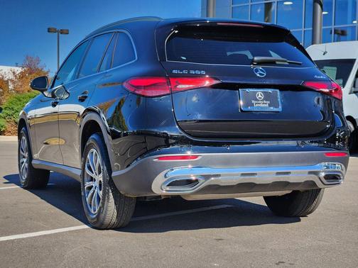 2025 Mercedes-Benz GLC 300 4MATIC