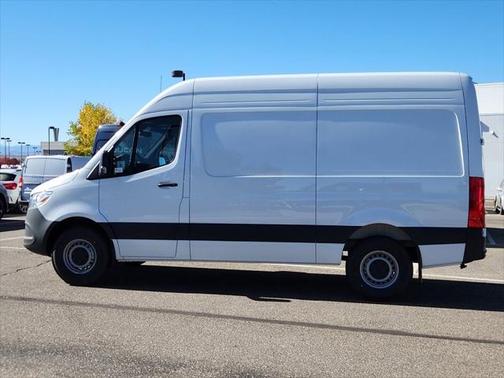 2025 Mercedes-Benz Sprinter 2500 Standard Roof
