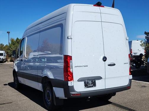 2025 Mercedes-Benz Sprinter 2500 Standard Roof