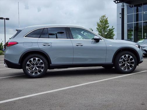 2025 Mercedes-Benz GLC 350e Base
