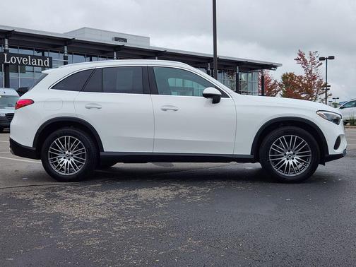 2025 Mercedes-Benz GLC 300 4MATIC