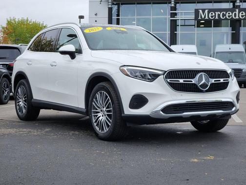 2025 Mercedes-Benz GLC 300 4MATIC