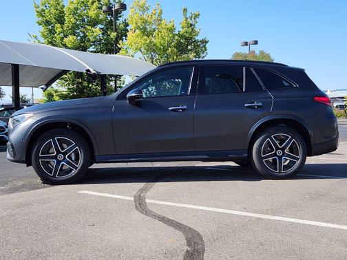2026 Mercedes-Benz GLC 300 4MATIC