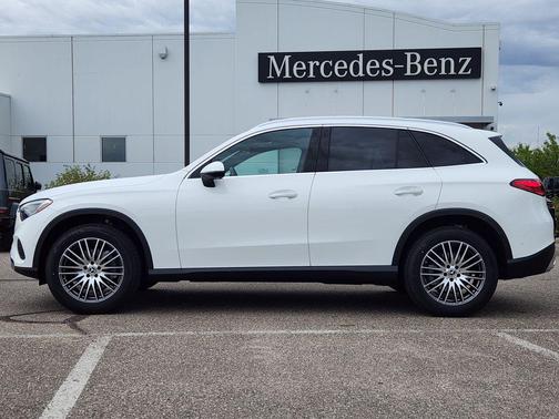 2025 Mercedes-Benz GLC 300 4MATIC