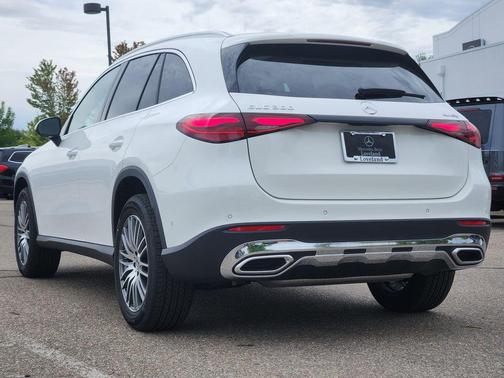 2025 Mercedes-Benz GLC 300 4MATIC