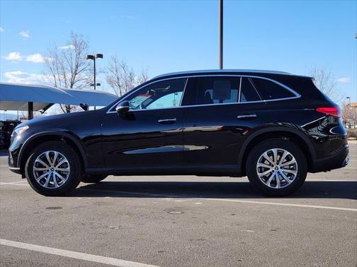 2025 Mercedes-Benz GLC 300 4MATIC