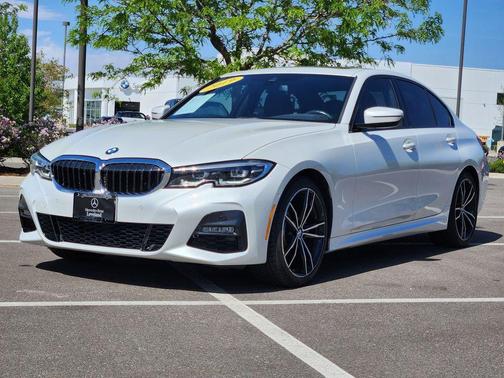 Mineral White Metallic 2019 BMW 330 i xDrive